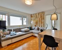 Wohnzimmer Erdgeschoß links